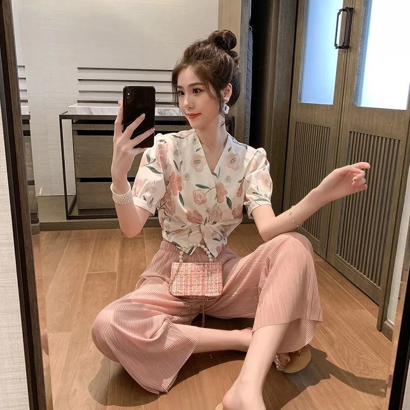 Set Áo Thun Ngắn Tay + Quần Dài Ống Rộng Họa Tiết Dâu Tây / Mặt Trăng Thời Trang Cho Nữ Strawberry Moon