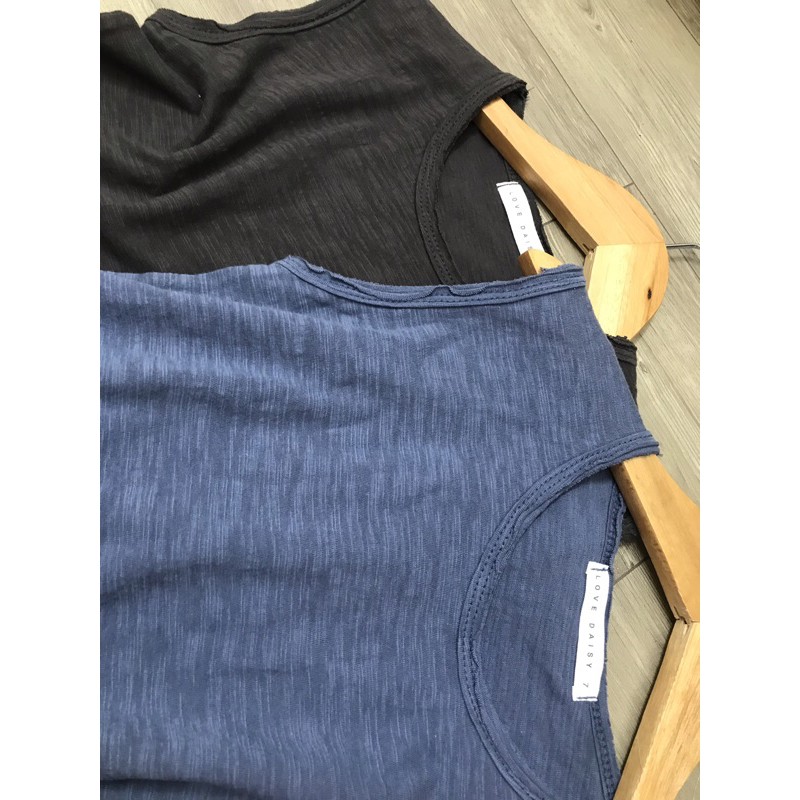 Đầm cotton xước sát nách cho bé gái