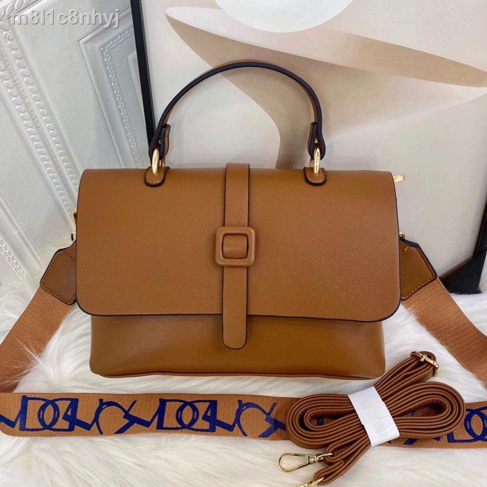 2021 túi nữ mới mẫu da mềm xách khí quyển đeo chéo một vai hợp thời trang doanh nhân | BigBuy360 - bigbuy360.vn