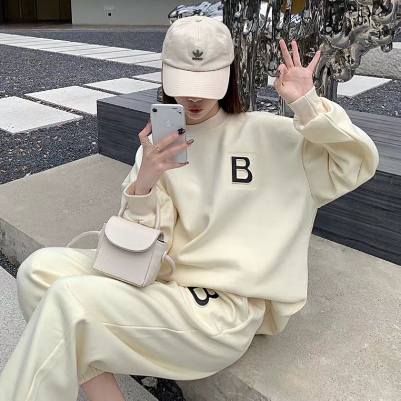 Set bộ đồ thu đông chữ B, lựa chọn thời trang tiện lợi cho mùa đông💖💖💖💖