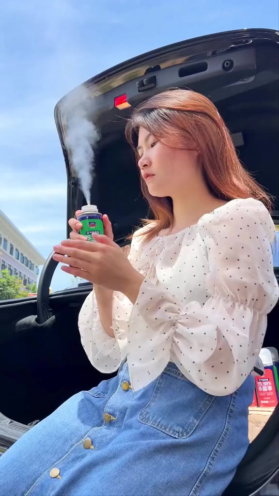 Chai xịt khử mùi và khử trùng ô tô Korper Besonders làm sạch không khí vệ sinh điều hòa máy lạnh xe hơi | BigBuy360 - bigbuy360.vn