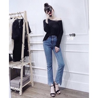Quần jeans loe ống xẻ