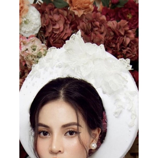 Áo dài hỏi cưới trắng kết hoa siêu xinh kèm mấn và áo choàng