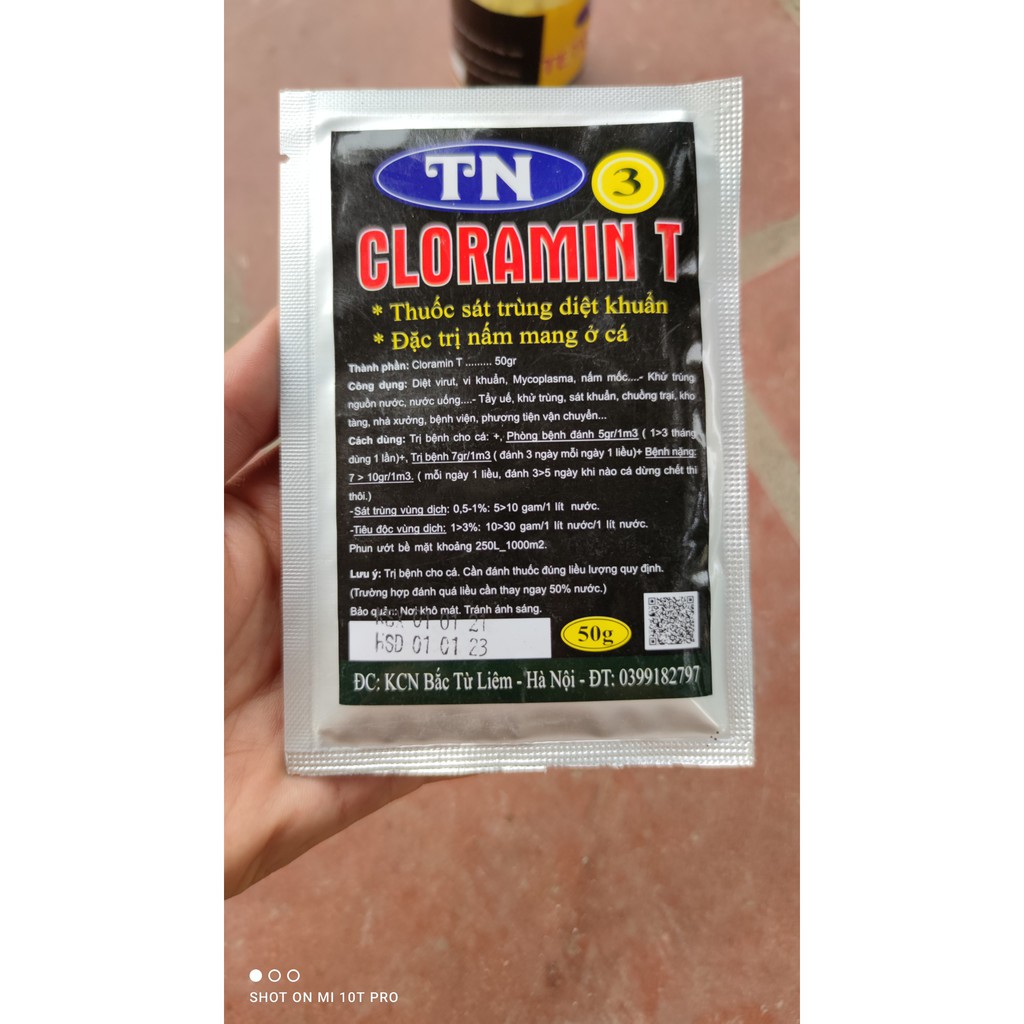 CLORAMIN T - Thuốc chữa nấm mang các loại cá Koi, cá cảnh