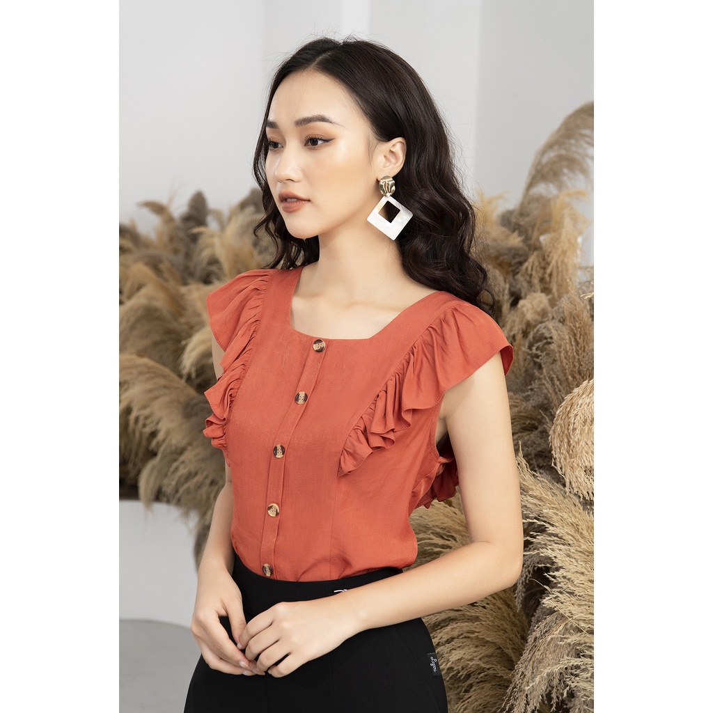 Áo sơ mi nữ công sở LUPERI LFSM1155 sát nách cổ vuông trẻ trung, thanh lịch, hiện đại