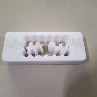 Khuôn đóng cell pin 18650 . Khuôn có thể tháo lắp đơn giản để phù hợp với nhu cầu sử dụng.