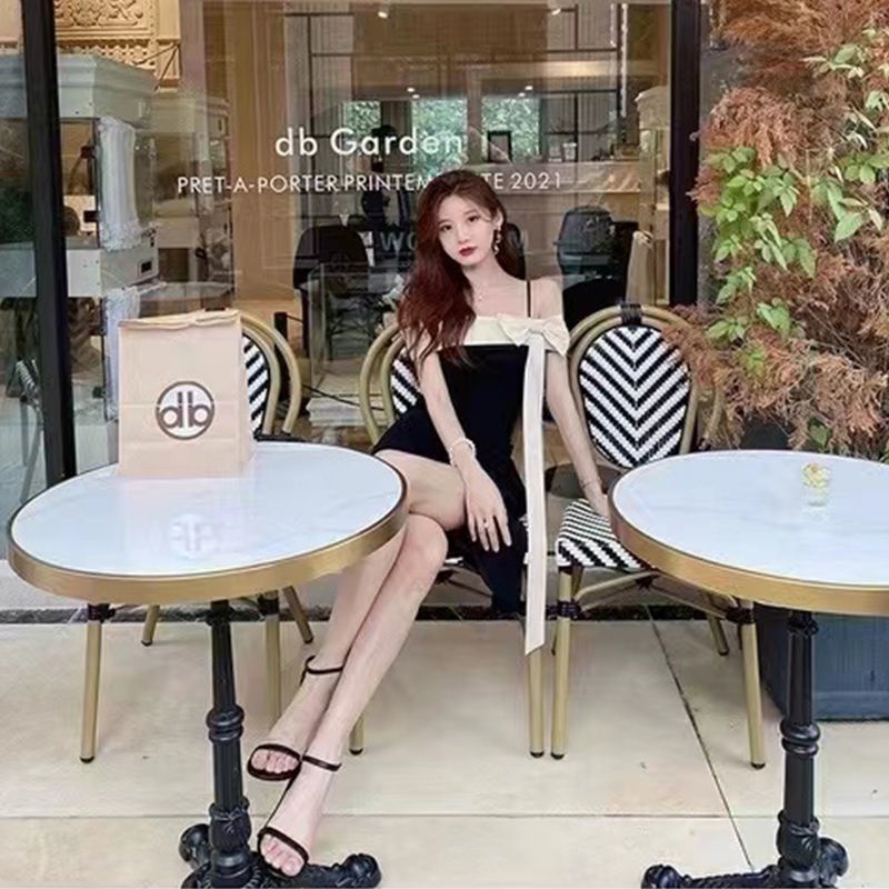 Đầm Hai Dây Cổ Chữ V Màu Sắc Tương Phản Thiết Kế Xẻ Tà Thời Trang Cho Nữ Desire 2022