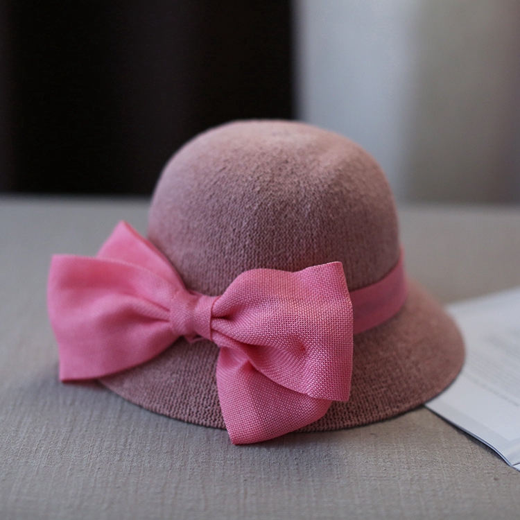 Fashionable bow-tie sun-resistant fabric hat for women