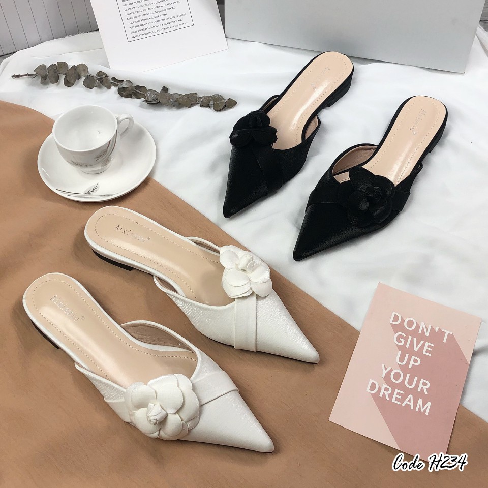 Sục mũi nhọn đính hoa Today Style chất vải mềm H234