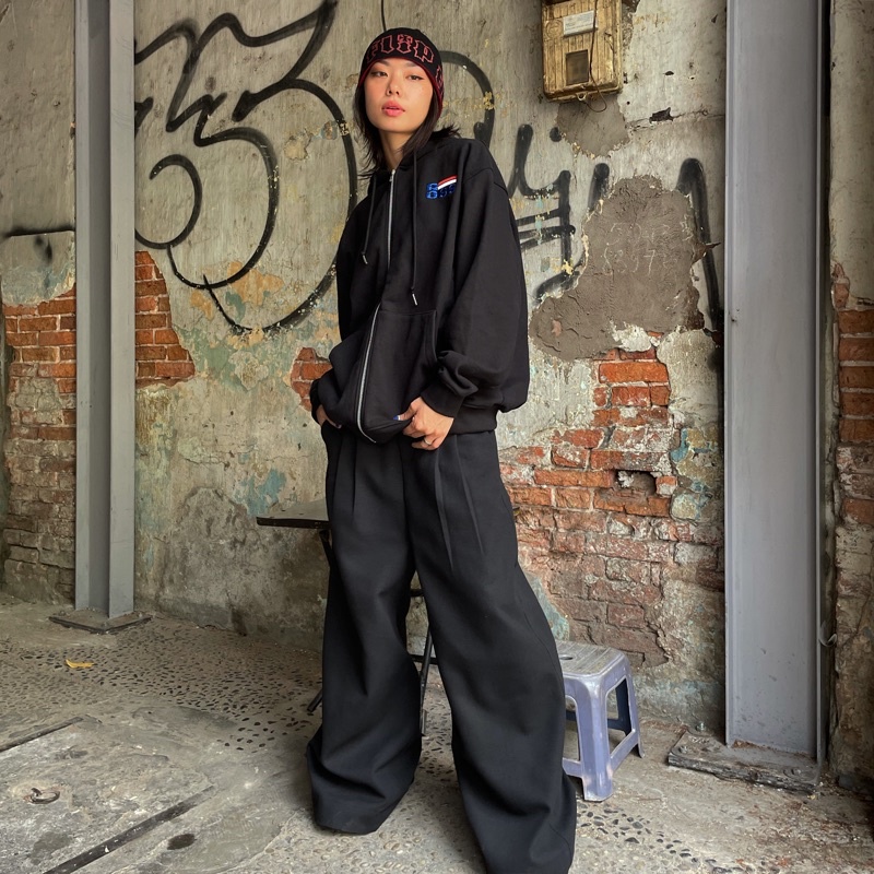 Áo khoác hoodie zip đen  Ross Studio chất liệu nỉ có mũ dài tay khoá kéo - Full Zip Hoodie - ROSS STUDIO