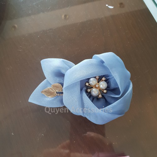 Kẹp búi hoa đính đá