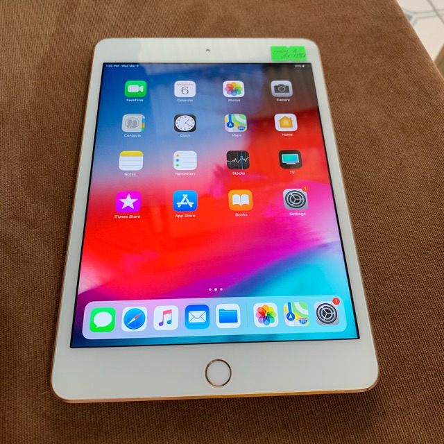 IPad mini 4 sử dụng sim 4G và wifi dung lượng 128GB màu gold