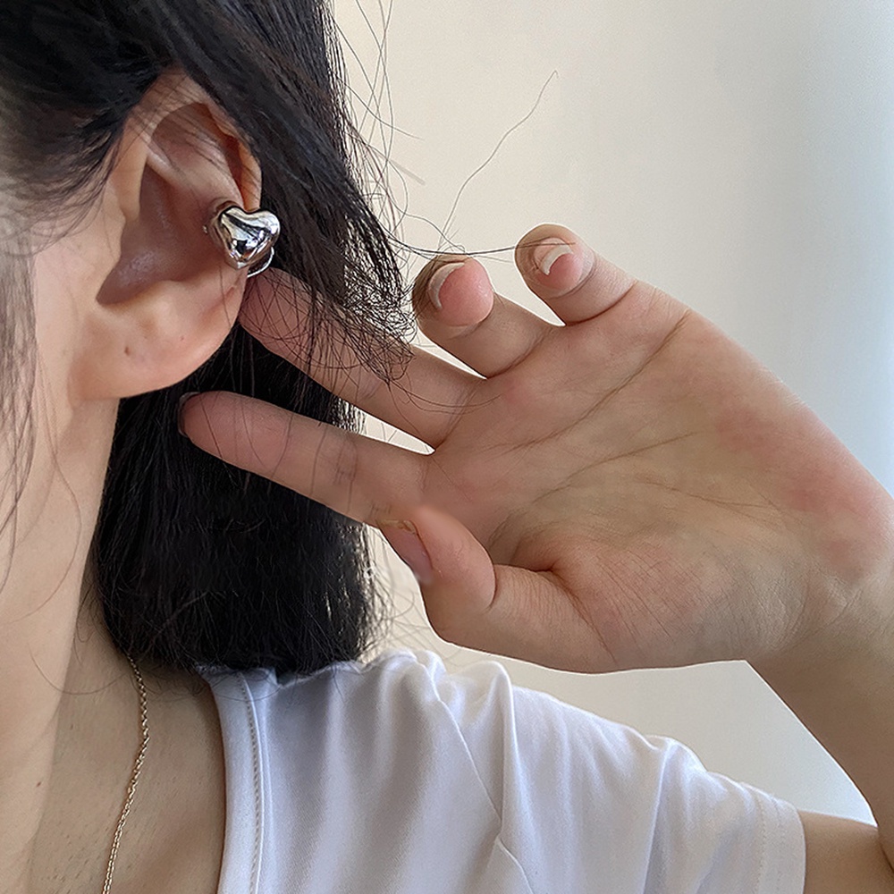 Khuyên Kẹp Vành Tai Hình Trái Tim Đính Đá Thời Trang Cho Nữ