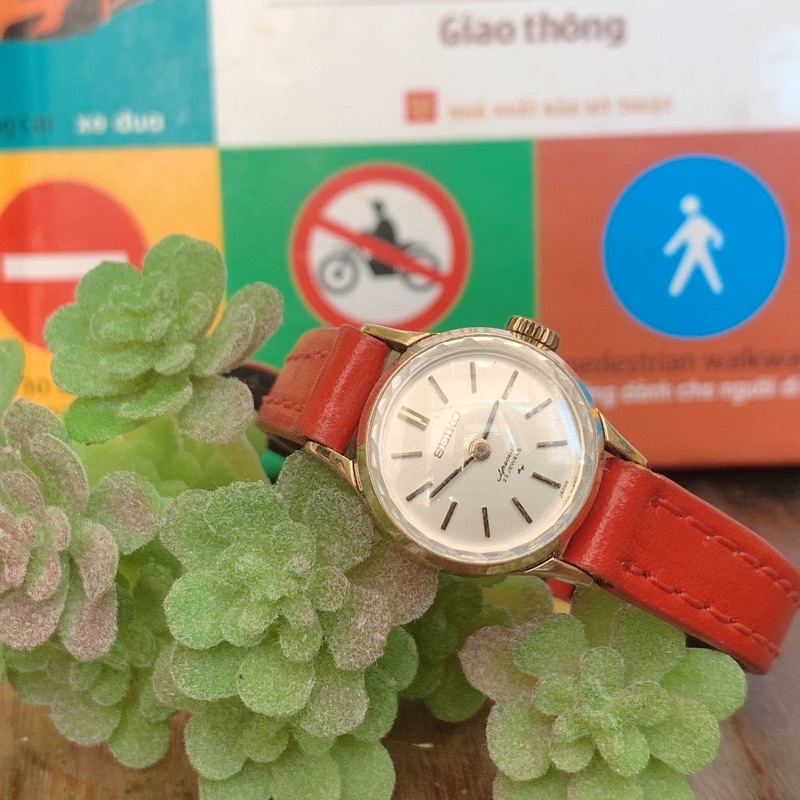 Đồng hồ si nữ hiệu Seiko, cơ cổ lên dây 23 jewel