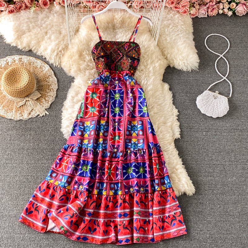 (Sẵn đỏ) Váy hai dây ngực thêu họa tiết thổ cẩm matxi thiết kế bohemian
