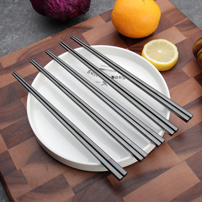 Đũa ăn làm bằng thép không gỉ 304 chất lượng cao