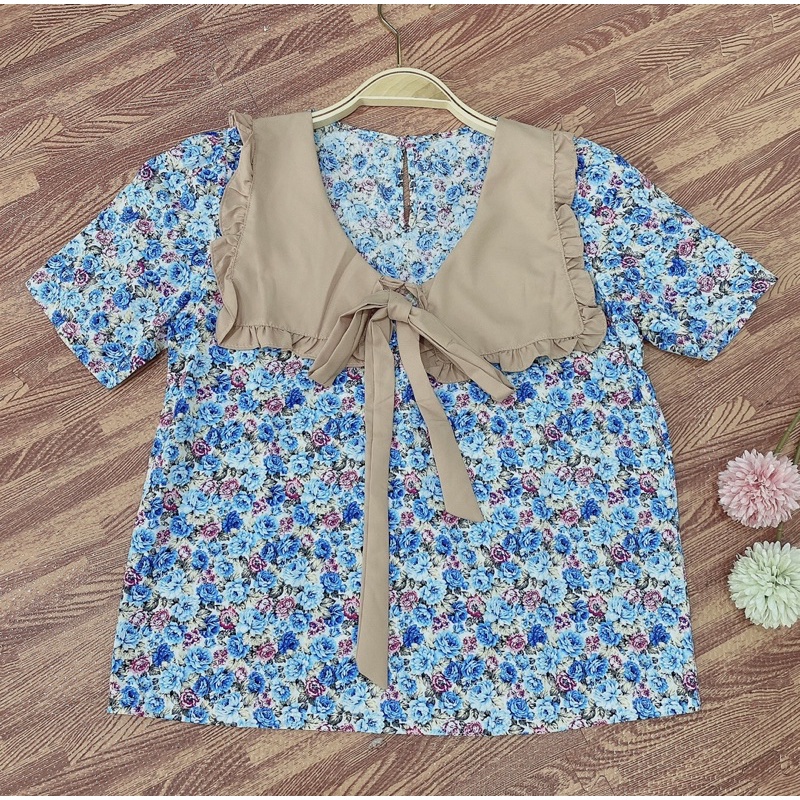 Áo sơ mi hoa nhí cổ bèo phối nơ xinh xắn