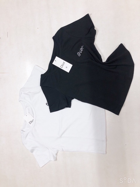 [ Mã WASTAPR giảm 10K đơn 50K] Áo croptop thêu chữ Di chất zip cotton 3 màu | BigBuy360 - bigbuy360.vn