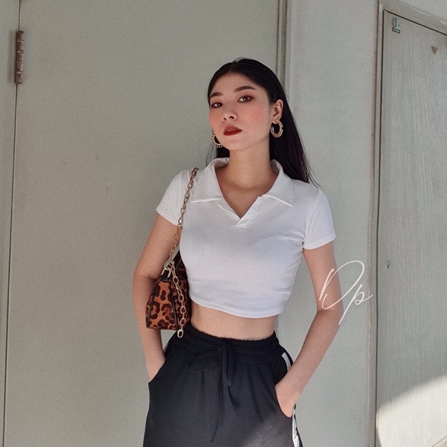 [ Mã WASTAPR giảm 10K đơn 50K] Áo Croptop body cổ bẻ trơn tay ngắn