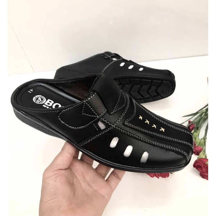 Dép bít mũi nam mẫu mới, da mềm, Size từ 38-43,mã SP03, màu đen, đế khâu sẵn rất chắc chắn