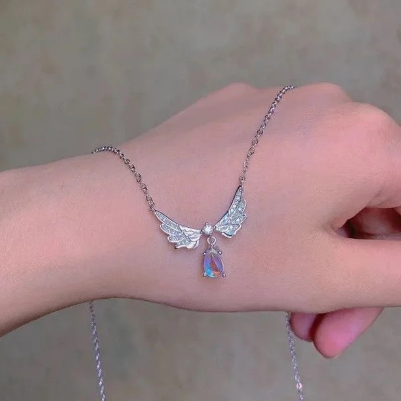 Vòng cổ Mặt Hình Cánh Thiên Thần Đính Đá Pha Lê Thanh Lịch Phong Cách Vintage