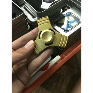 [XẢ HÀNG] CON QUAY 3 CÁNH FIDGET SPINNER COMPASS