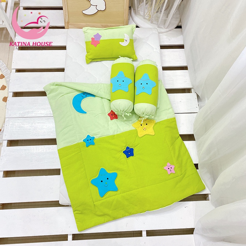 Gối mền cho bé vải cotton cara mềm mát, thấm hút tốt, họa tiết đắp hình sao dễ thương, phù hợp cho bé dưới 2 tuổi