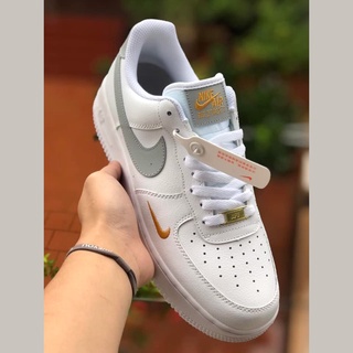 Giày thể thao air force 1 vệt xám logo vàng , Giày AF1 trắng nam nữ bản đẹp 2022 full box bill