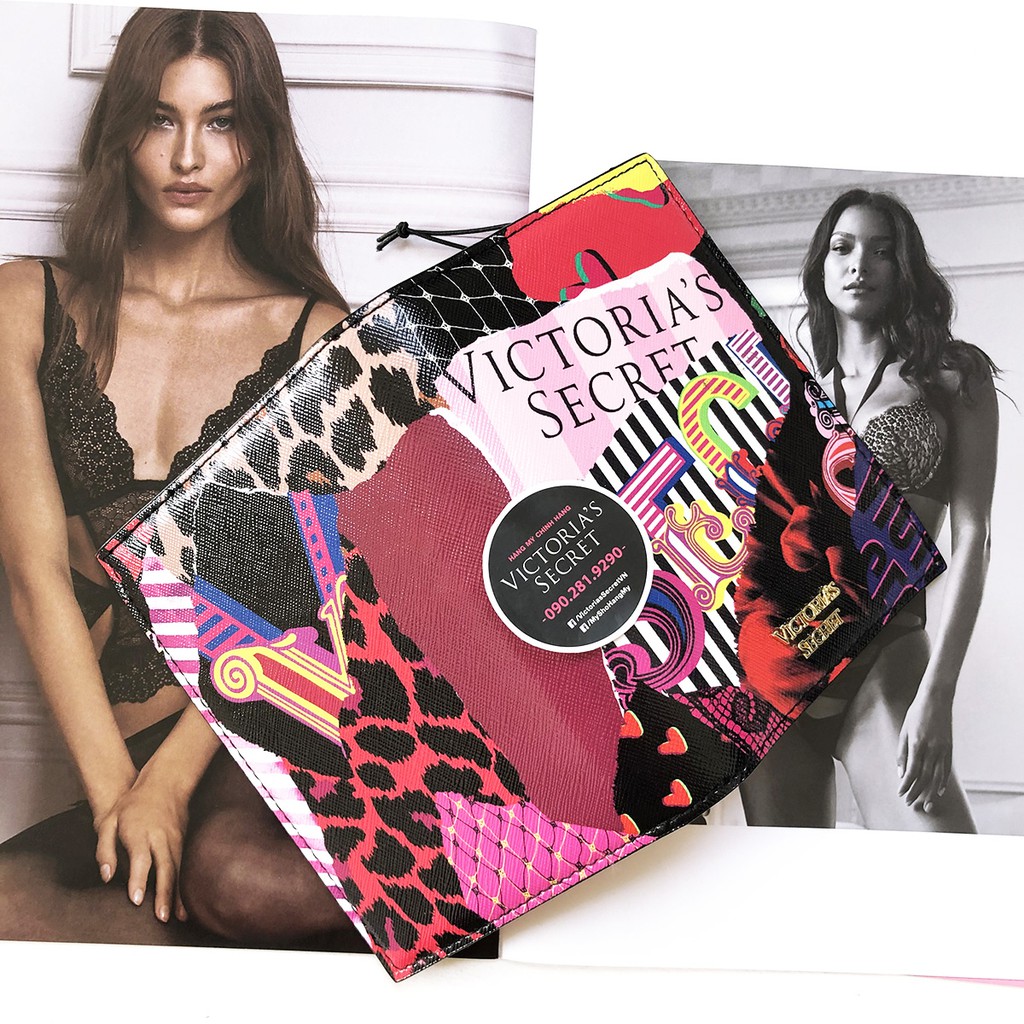 [143] Cover Passport với hoạ tiết nhãn hiệu nước hoa nỗi tiếng của Victorias Secret USA