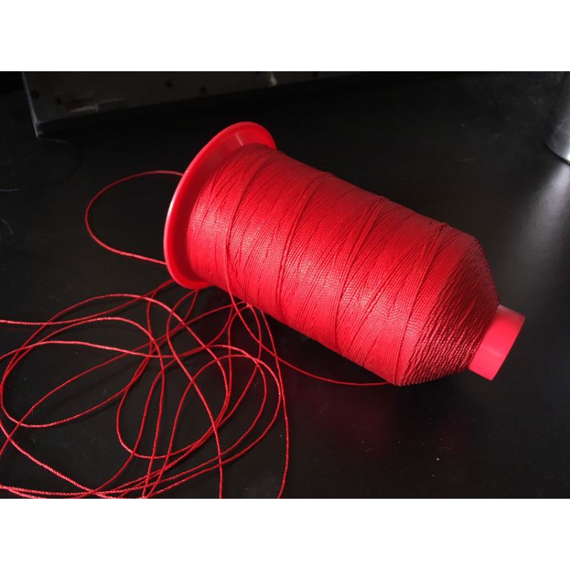 Chỉ dù 1mm màu đỏ cuộn 750m
