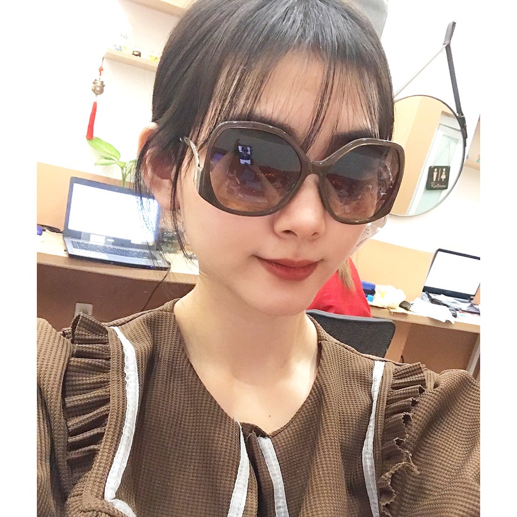 Kính mát thời trang Chloe CE675S (57-16-140) chính hãng