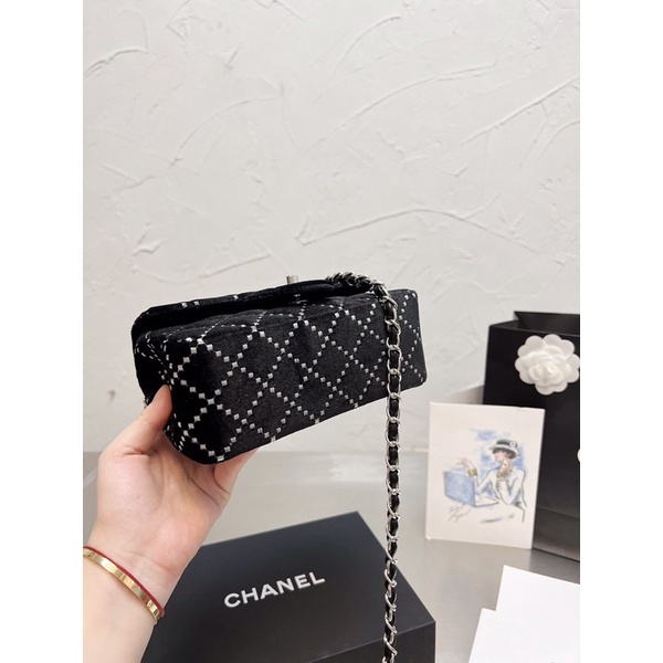 Túi xách Chane nhung đính đá , fullbox.