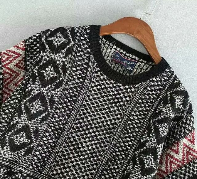 Áo len hoạ tiết