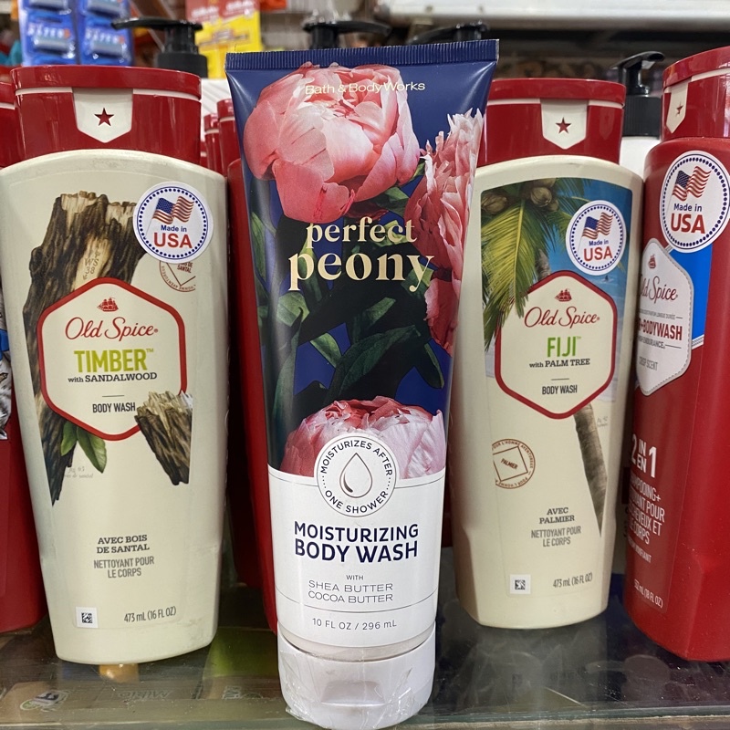 Kem tắm dạng tuýp lưu hương mịn da Bath and Body Works 296ml