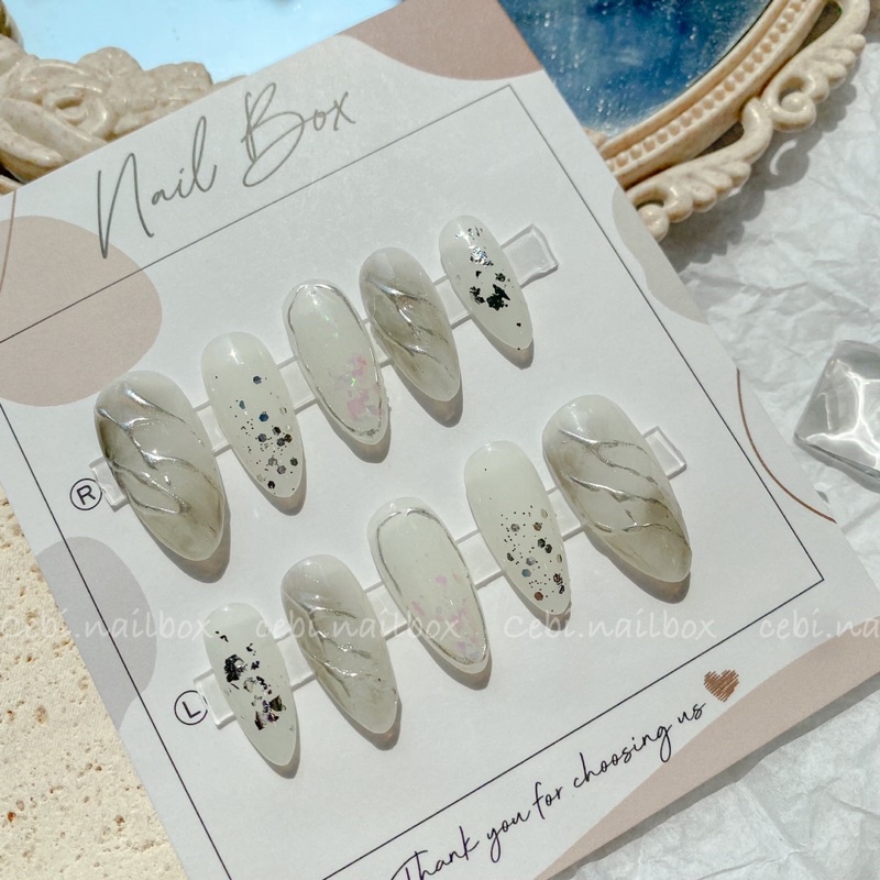 Móng giả thiết kế nail box c048 loang xám cebi.nailbox