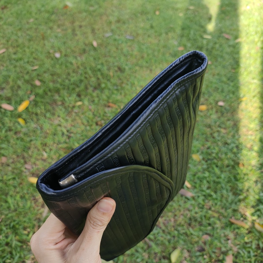 Ví bóp clutch cầm tay Da thật hiệu Mario Valentino Italy second-hand Đồ Si Bon- VD040