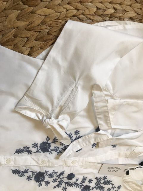 Áo sơ mi nữ trắng thêu tay nơ SHOJO