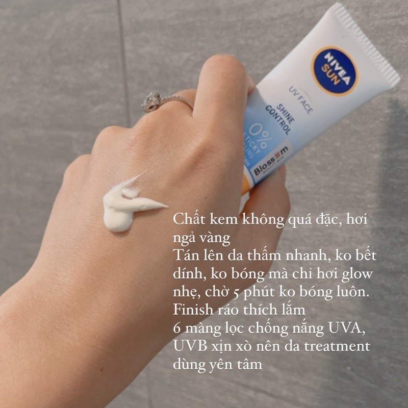 Kem chống nắng hóa học Nivea shine control spf 50 0% sticky