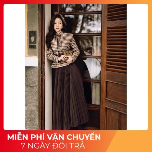 [ 𝐅𝐑𝐄𝐄 𝐒𝐇𝐈𝐏 ] ÁO KHOÁC DẠ THIẾT KẾ CỔ LÁ DÂY EO HOẠ TIẾT ZIC ZAC SANG CHẢNH