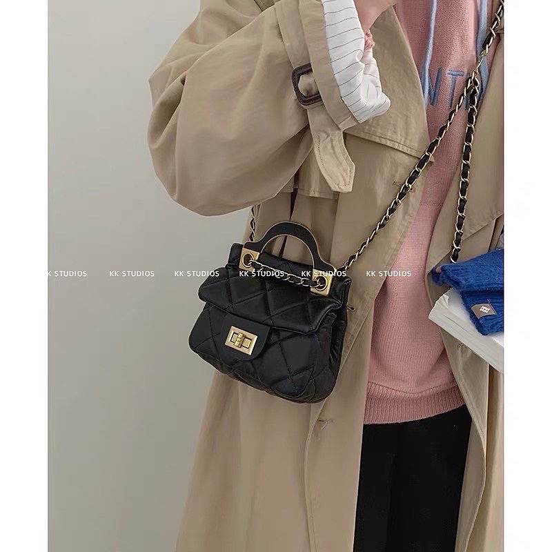 Túi siêu nhỏ trần trám khoá mở ngang