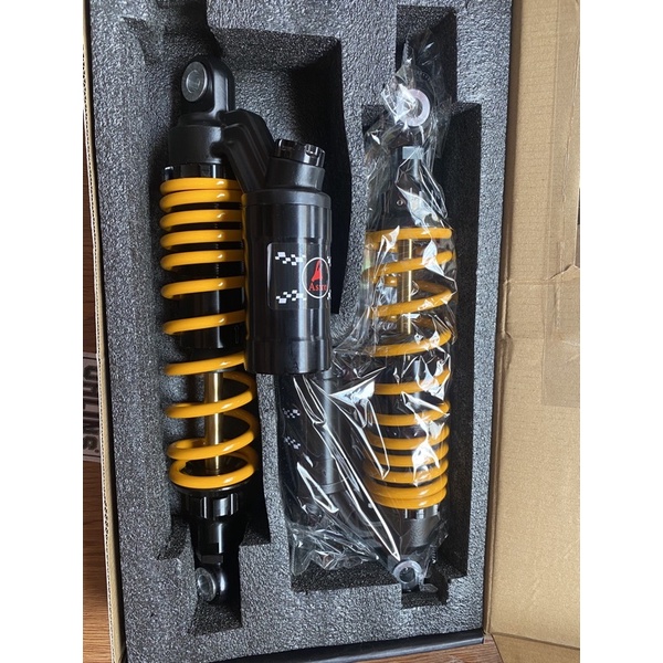 Phuộc sau Asiro bình dầu đen , ty vàng cho wave /Sirius