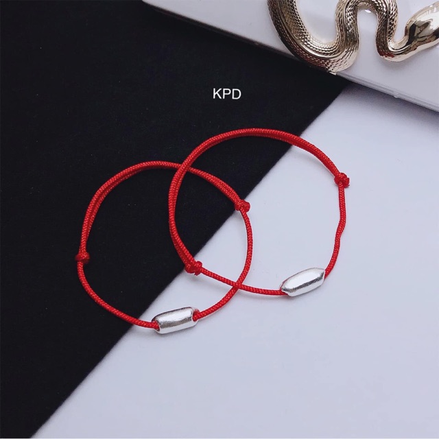Dây chỉ đỏ hạt gạo bạc
