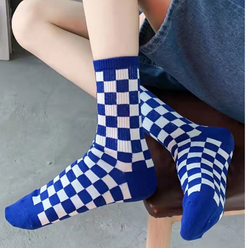 Vớ Cotton Cổ Cao Thoáng Khí Họa Tiết Sọc Caro Màu Xanh Lá Cây Và Chữ Cái Klein Cho Nữ