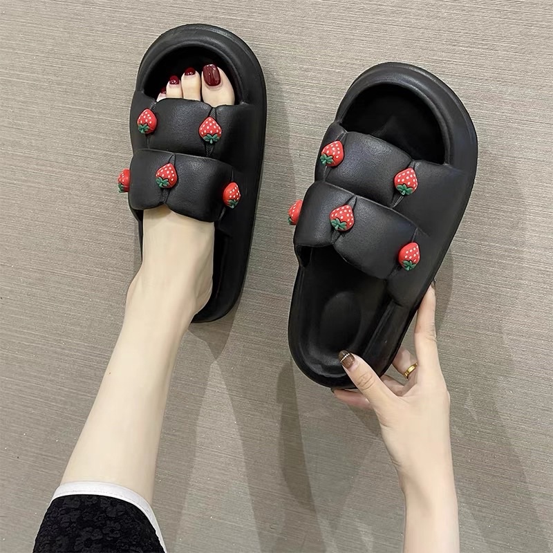 Dép nữ quai ngang đế bánh mì Chao gắn họa tiết hoa quả dâu đế siêu nhẹ