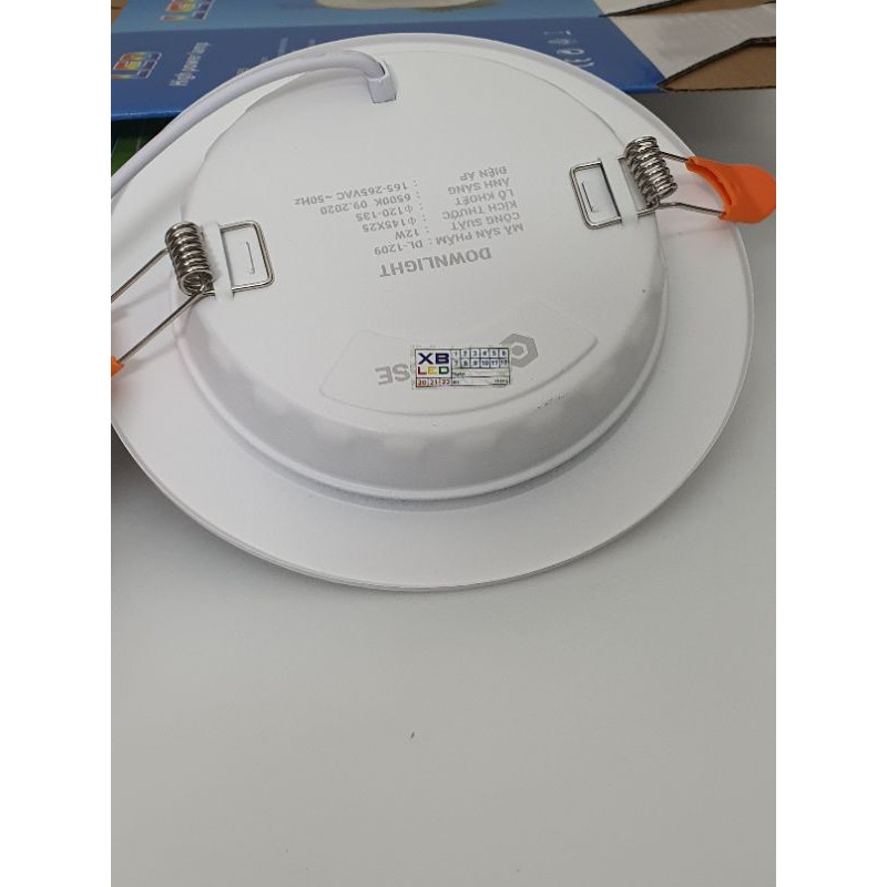 Đèn âm trần 6w 8w 12w lỗ khoét 75, 90, 110mm