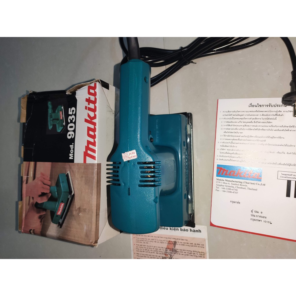 Máy chà nhám chữ nhật MAKITA 9035, 220W, Made in Thái Lan, dây đồng chịu nhiệt, tối ưu các bề mặt nhám làm bóng mịn.