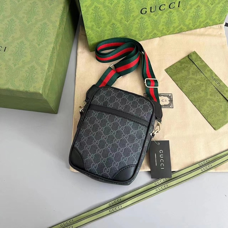 Túi đeo chéo chất liệu da các mẫu