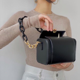 Túi xách nữ dạng hộp đeo chéo và đeo vai quai xích vàng đen