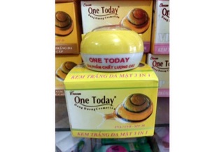 Kem OneToday trắng da 3in1