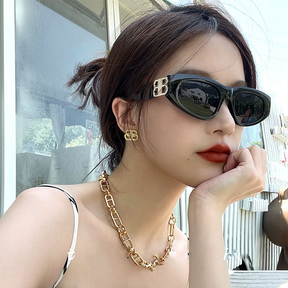 Kính mát chống tia uv kiểu dáng đơn giản phong cách hàn quốc dành cho cả nam và nữ